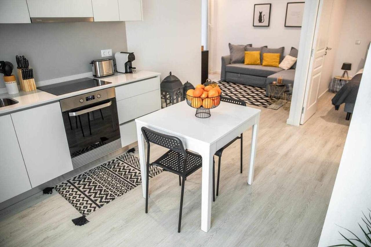 Casa Do Gato Poeta Apartment Лейрия Екстериор снимка