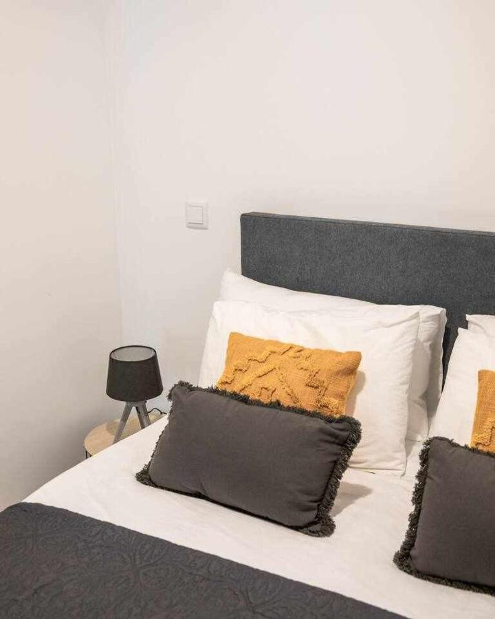 Casa Do Gato Poeta Apartment Лейрия Екстериор снимка