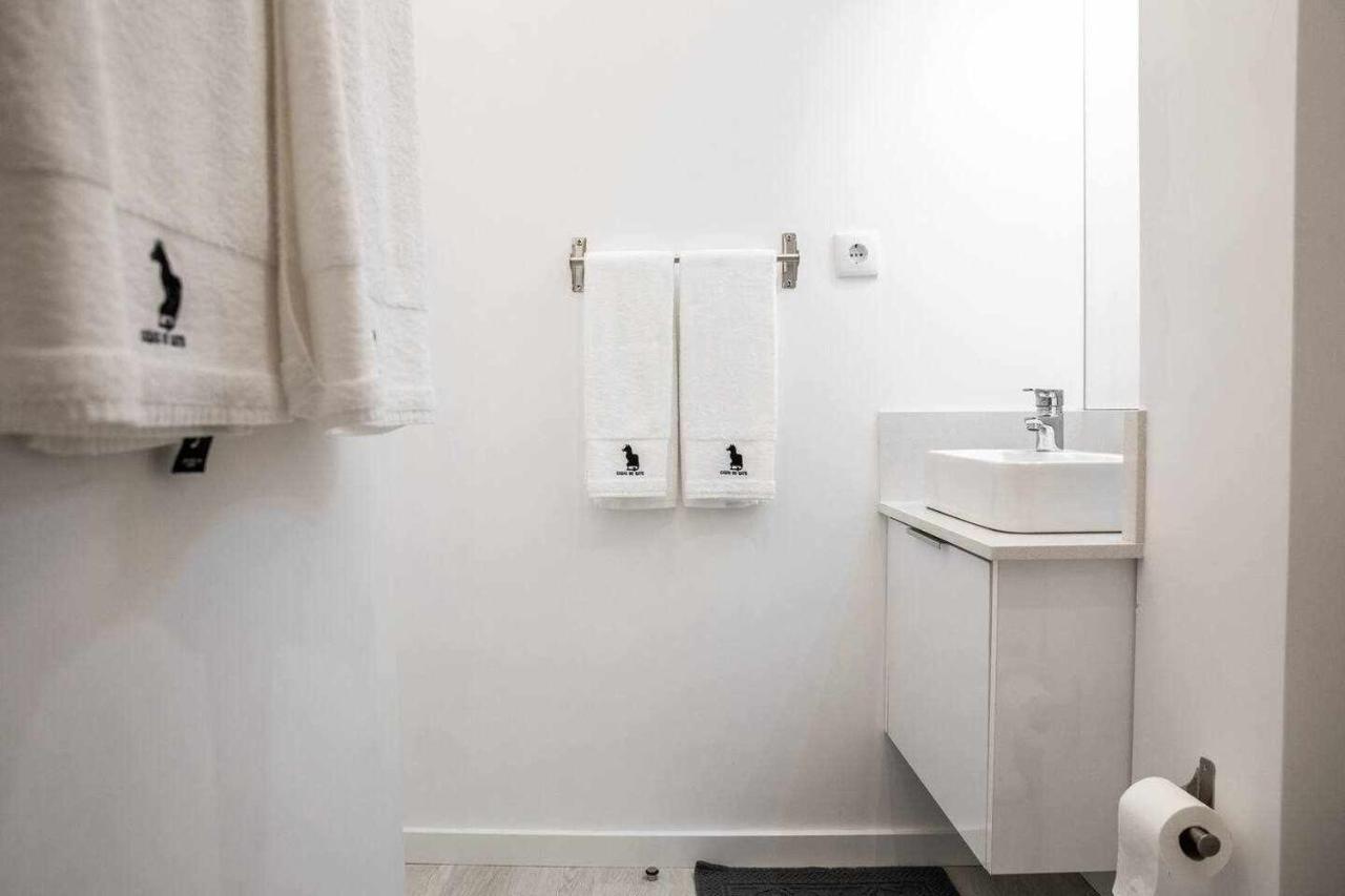 Casa Do Gato Poeta Apartment Лейрия Екстериор снимка
